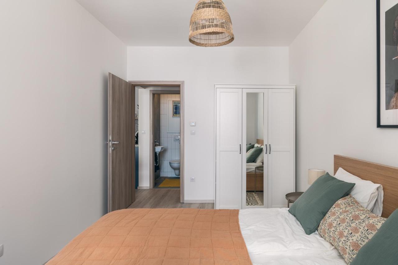 Corvin With Balcony And Ac Apartment Budapest