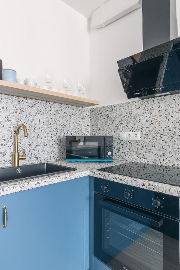 Apartament Corvin With Balcony And Ac